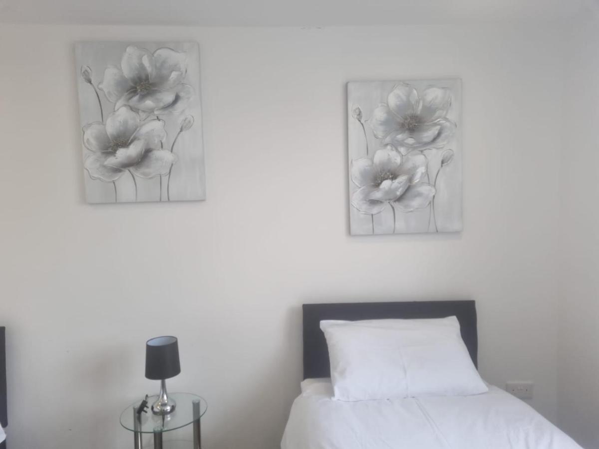 Attractive 2 Bed Apartments Free Wi-Fi And Parking Croydon Dış mekan fotoğraf