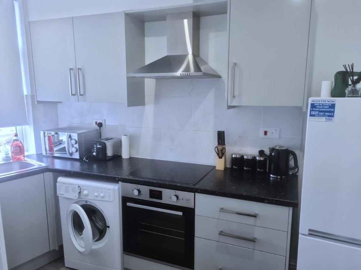 Attractive 2 Bed Apartments Free Wi-Fi And Parking Croydon Dış mekan fotoğraf
